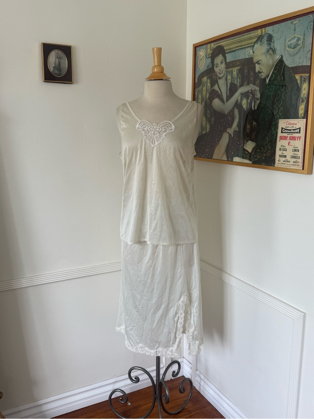 2 piece vintage slip set